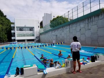 川西市立東谷中学校の水泳部と合同練習