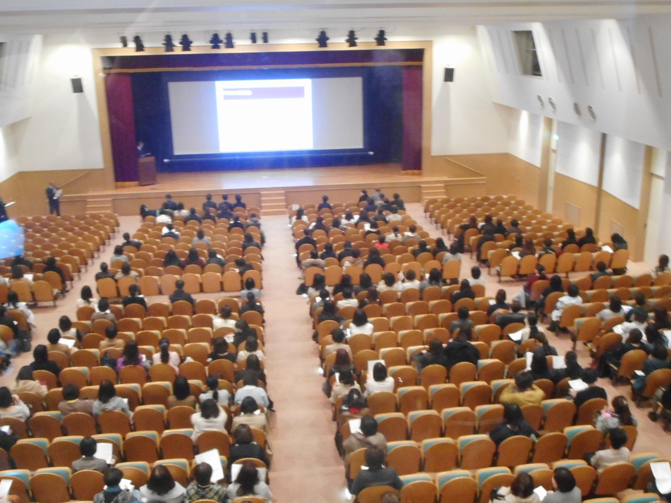 雲雀丘学園高等学校校内画像