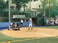 中学軟式野球部の練習風景