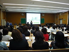 H21.5.6.27中２学年懇談会 6.jpg