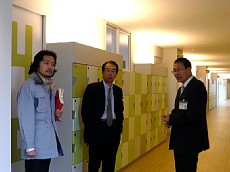 H22.3.25理事長新校舎視察 025-1.jpg