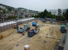 21.6.9 建築工事現場 001a.jpg