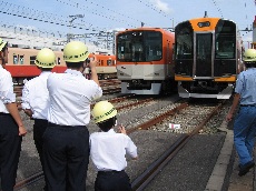 阪神車庫.JPG