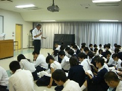 2006H1学年集会.jpg